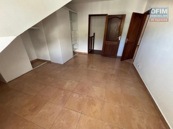 À louer – T4 Duplex – Résidence Pluie d’Or