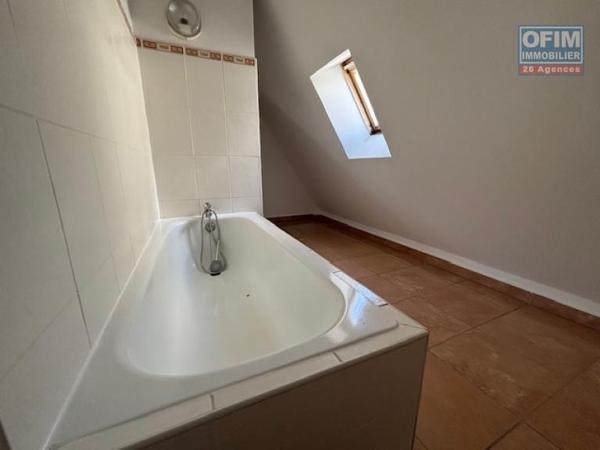 À louer – T4 Duplex – Résidence Pluie d’Or