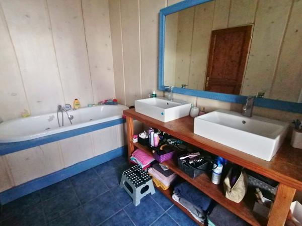 Maison spéciale investisseur à Ajain