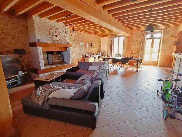 Maison spéciale investisseur à Ajain