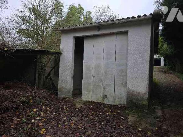 NOE (89320) Maison à rénover 5pièces / 4 chambres