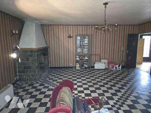 NOE (89320) Maison à rénover 5pièces / 4 chambres