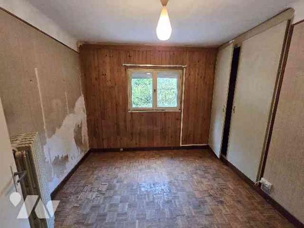 NOE (89320) Maison à rénover 5pièces / 4 chambres