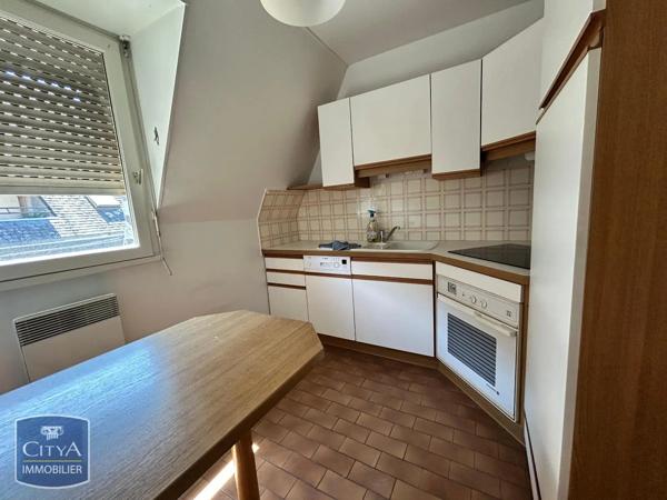 Appartement à louer 2 pièces 46.8m² Brive-la-Gaillarde (19100)