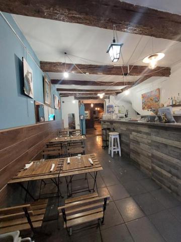 RESTAURANT, BAR 100 COUVERTS, TERRASSE