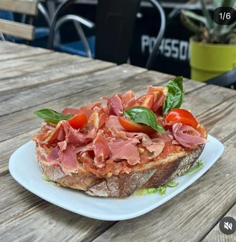 RESTAURANT, BAR 100 COUVERTS, TERRASSE