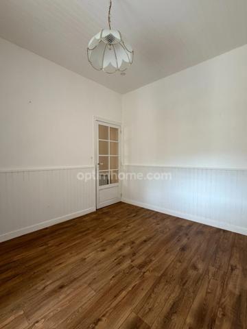 Maison à vendre 4 pièces SAINTE JAMME SUR SARTHE (72)