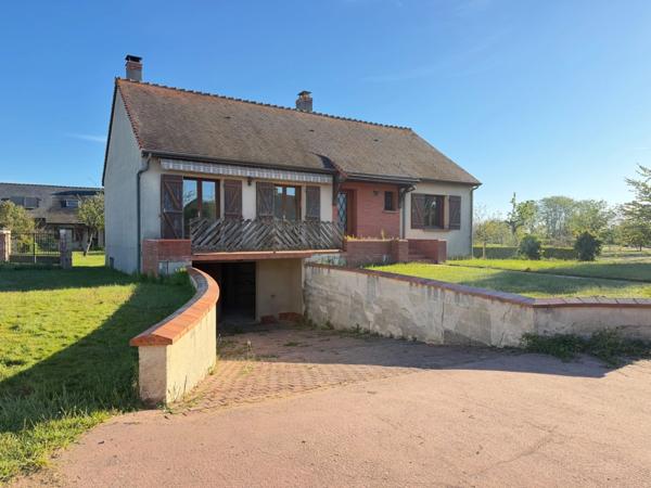 Maison sur sous-sol – 2 chambres – Environnement calme – 1000 m2 de Terrain clos