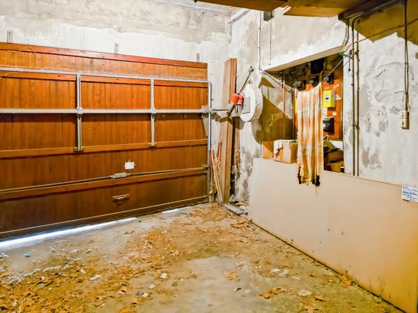 Tarascon (13150) Maison de ville à Tarascon à gros potentiel