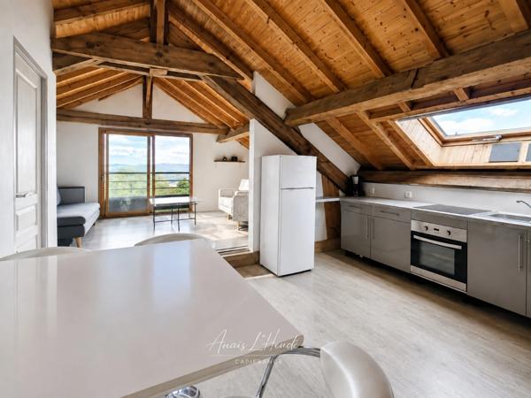 PROPRIÉTÉ D’EXCEPTION – PRÈS DE 300 m² – 2,7 HECTARES – INSTALLATIONS EQUESTRES - LOGEMENTS INDEPENDANTS