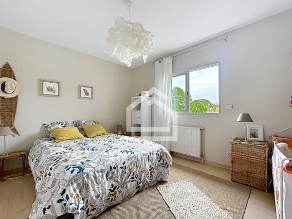 Maison 7 pièce(s) 5 chambre(s) 218 m²