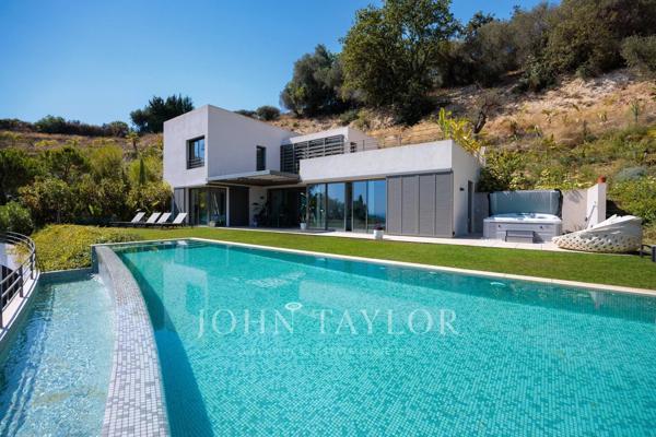 NICE GAIRAUT – VILLA MODERNE – VUE MER PANORAMIQUE – PISCINE