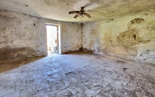 Vente Maison sur 9026 m² de terrain Mallerey   