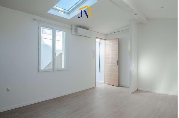 Studio 1 pièce(s) 23 m²