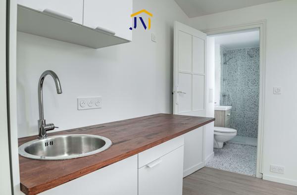 Studio 1 pièce(s) 23 m²