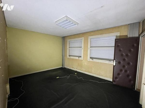 Local commercial à rénover