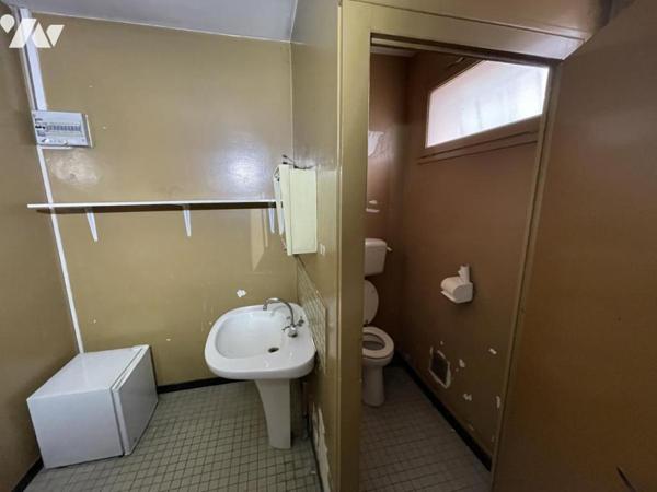 Local commercial à rénover