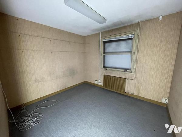 Local commercial à rénover