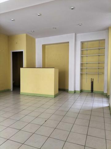 Location non meublée - Commerce - Saint-cyprien Local Commercial de 50m² au Cœur de Saint-Cyprien