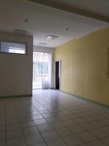 Location non meublée - Commerce - Saint-cyprien Local Commercial de 50m² au Cœur de Saint-Cyprien