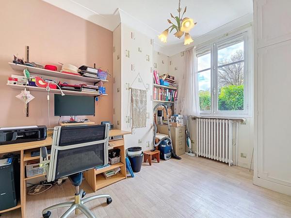 MAISON 4-5 CHAMBRES JARDIN 5MN A PIED DU METRO