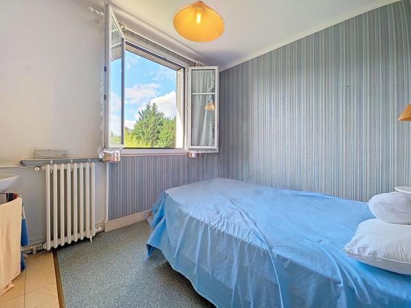 MAISON 4-5 CHAMBRES JARDIN 5MN A PIED DU METRO