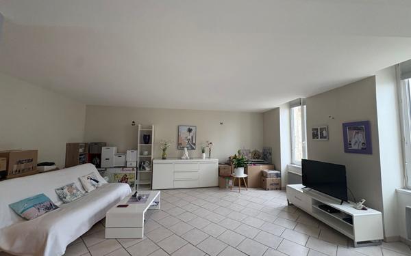 Appartement à louer    3 pièces •  Marennes
