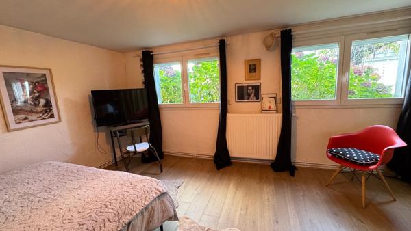 Saint-Étienne (42100) Maison 6 pièces 150m² sur une parcelle de 500m² avec terrasse et jacuzzi quartier jardin des plantes à St Etie