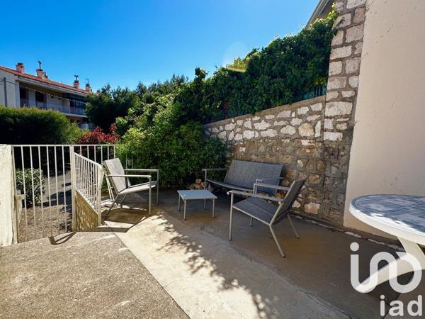 Appartement 2 pièces de 49 m² à Cassis (13260)