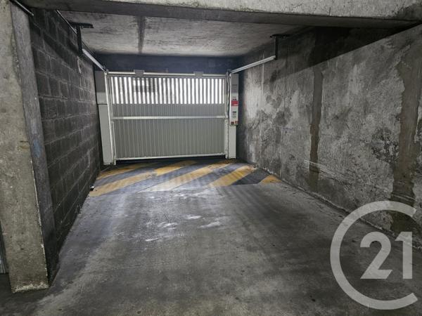 Parking à vendre  13 m2 IVRY SUR SEINE - 94