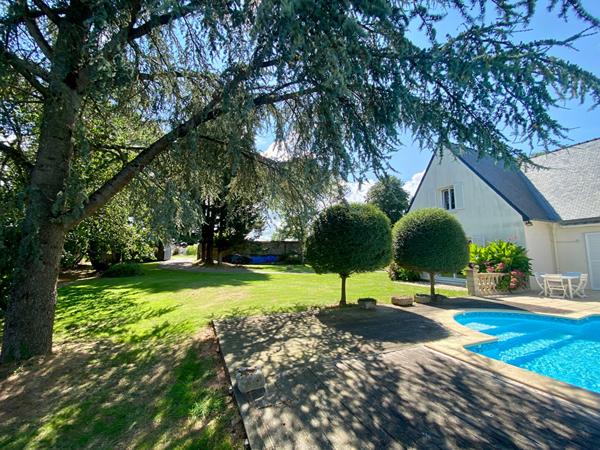 À vendre - Maison 5 chambres à LANVALLAY PROCHE DINAN