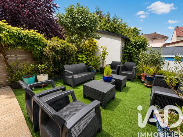 Maison à vendre 6 pièces 100 m² Sainte-Geneviève-des-Bois