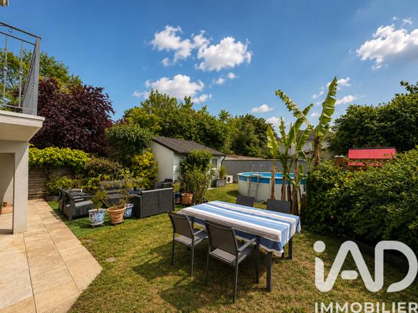 Maison à vendre 6 pièces 100 m² Sainte-Geneviève-des-Bois