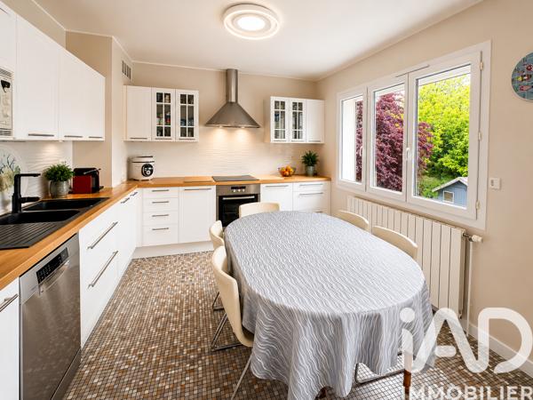 Maison à vendre 6 pièces 100 m² Sainte-Geneviève-des-Bois