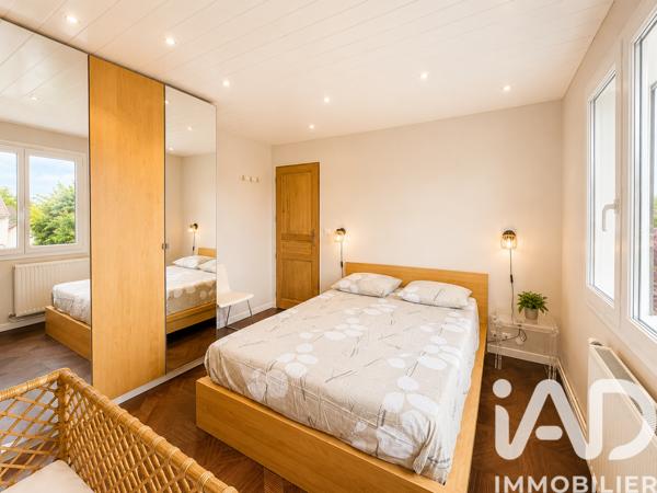 Maison à vendre 6 pièces 100 m² Sainte-Geneviève-des-Bois