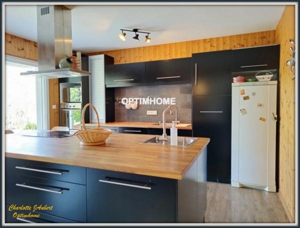 Maison à vendre 7 pièces Proche de BAIGNES SAINTE RADEGONDE (16)