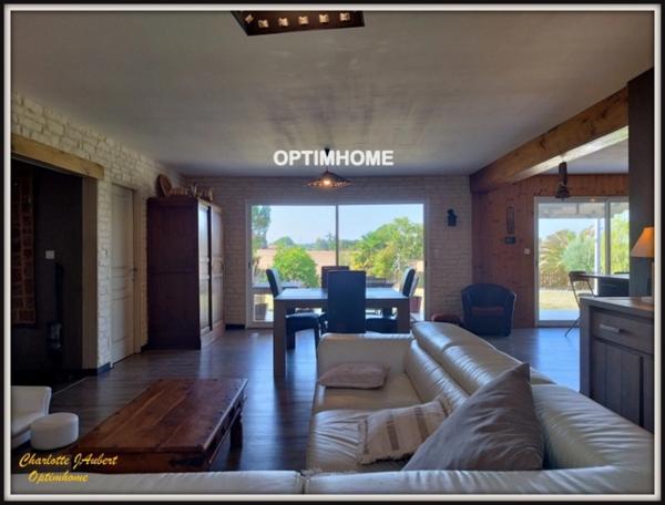 Maison à vendre 7 pièces Proche de BAIGNES SAINTE RADEGONDE (16)