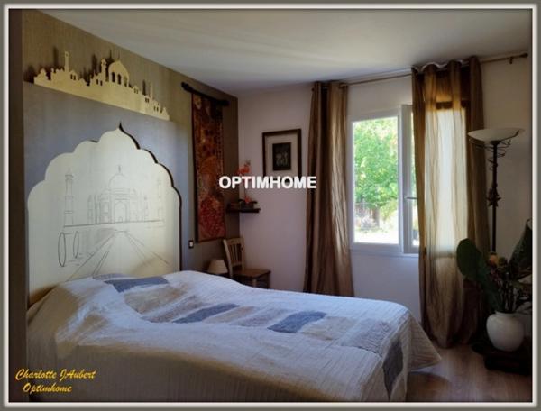 Maison à vendre 7 pièces Proche de BAIGNES SAINTE RADEGONDE (16)