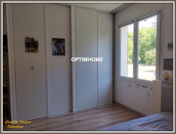 Maison à vendre 7 pièces Proche de BAIGNES SAINTE RADEGONDE (16)