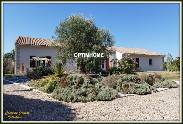 Maison à vendre 7 pièces Proche de BAIGNES SAINTE RADEGONDE (16)