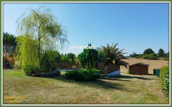 Maison à vendre 7 pièces Proche de BAIGNES SAINTE RADEGONDE (16)