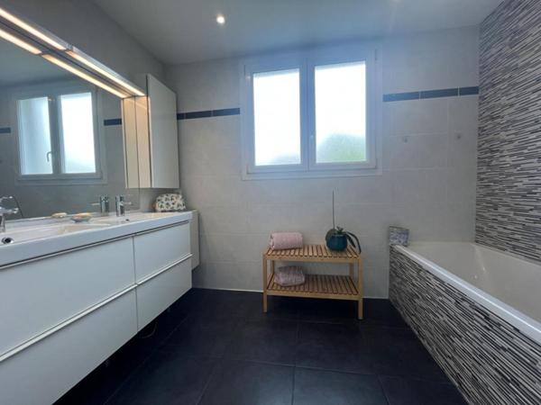 Maison de 161 m2 - 5 chambres - JARDIN