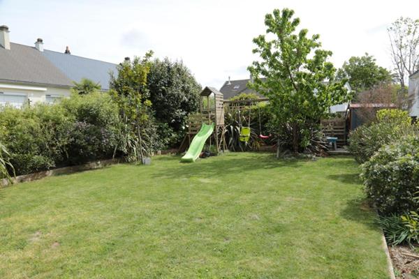 Maison de 161 m2 - 5 chambres - JARDIN