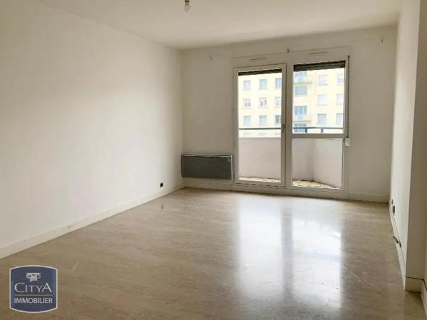 Appartement à louer 3 pièces 67.1m² Villeurbanne (69100)