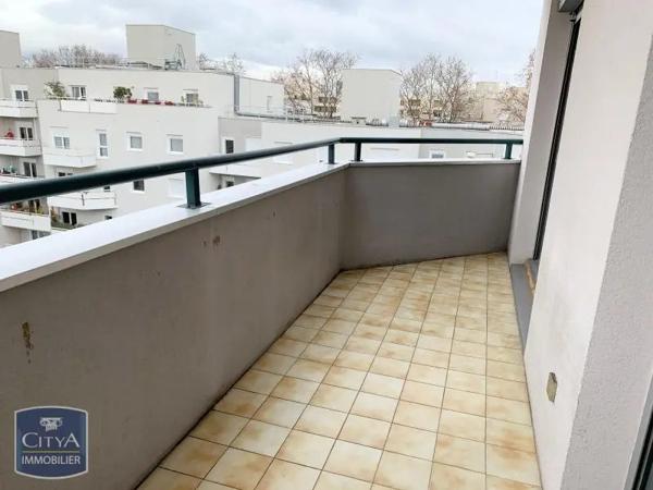 Appartement à louer 3 pièces 67.1m² Villeurbanne (69100)