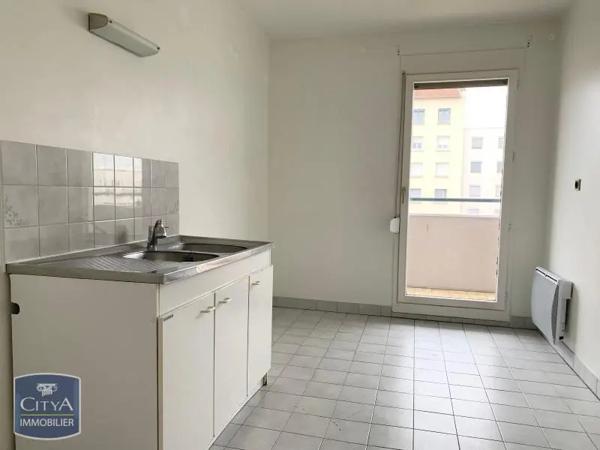 Appartement à louer 3 pièces 67.1m² Villeurbanne (69100)