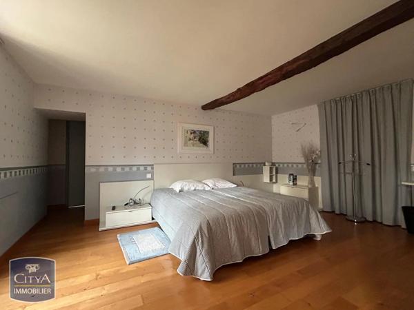 Maison à louer 4 pièces 183m²