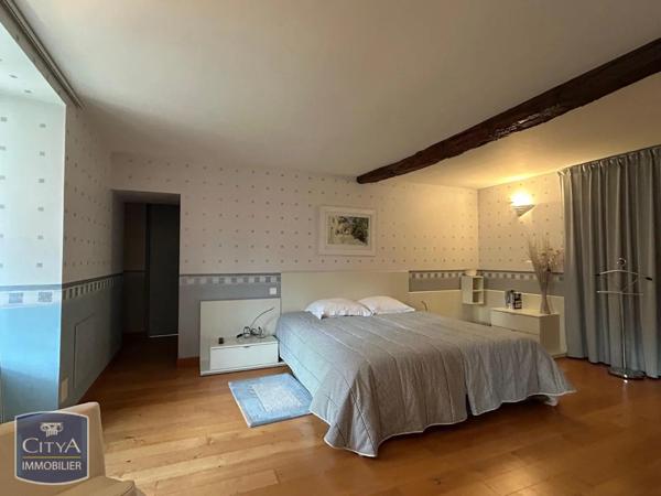 Maison à louer 4 pièces 183m²