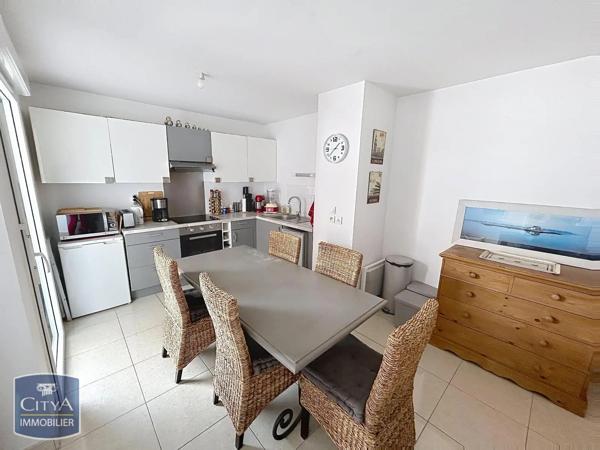 Appartement à louer 3 pièces 62.84m² Auray (56400)