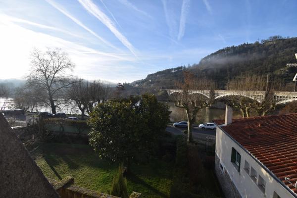 Appartement à vendre 3 pièces VUE SUR LE LOT CAHORS (46)